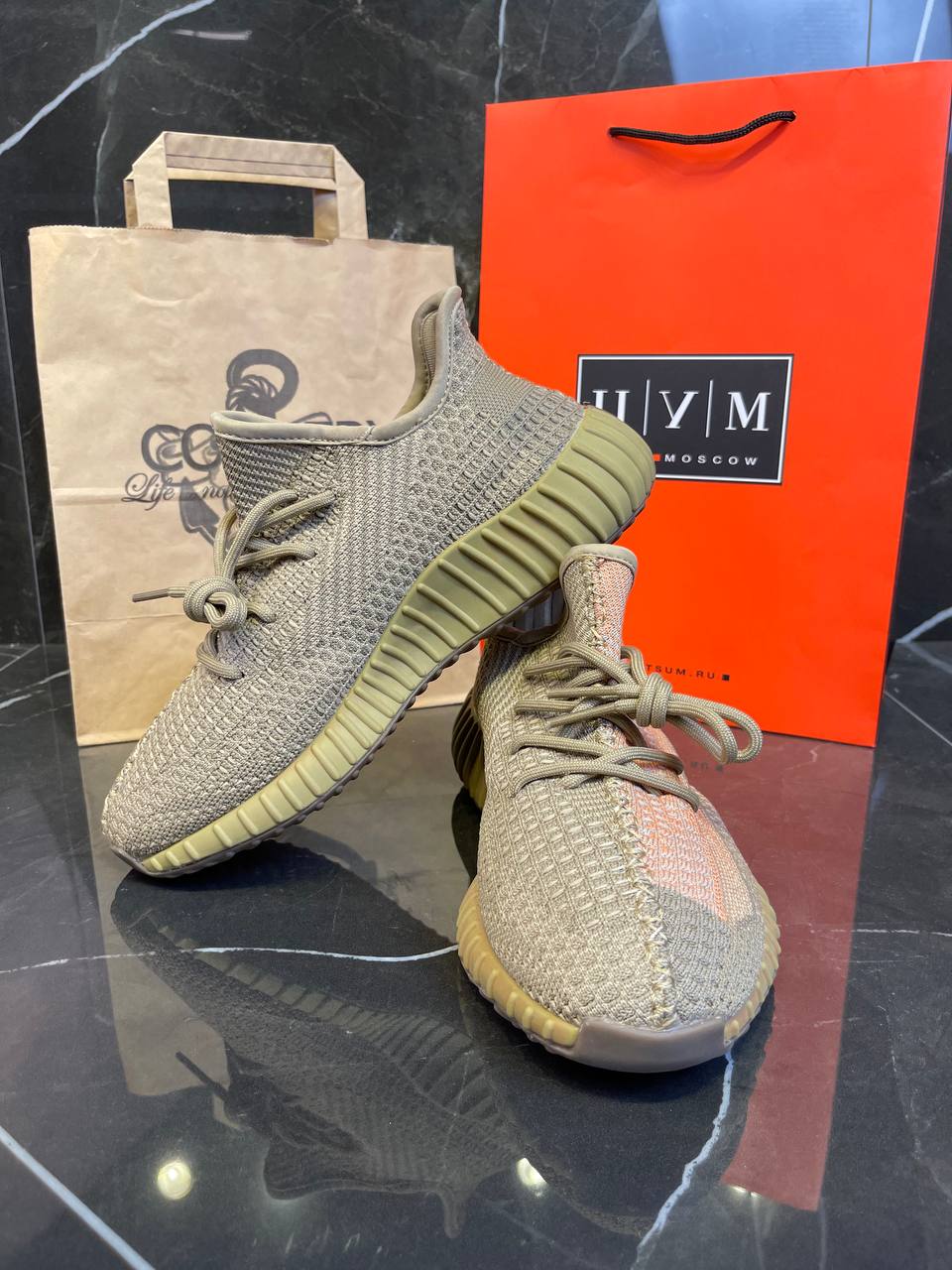 Yeezy 350 V2 Camel Grey — фото 3