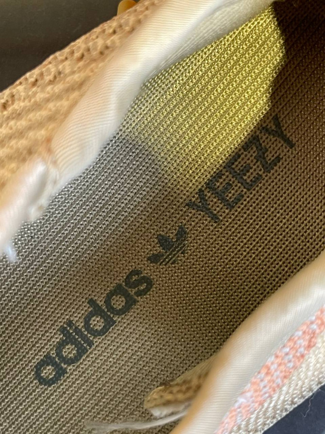 Yeezy 350 V2 Camel Grey — изображение 9