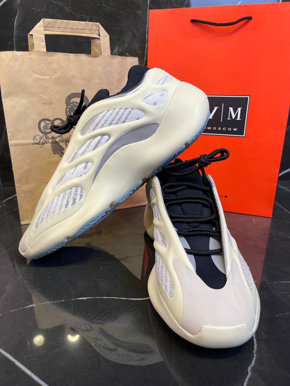 Yeezy 700 V3 Azael — фото 4