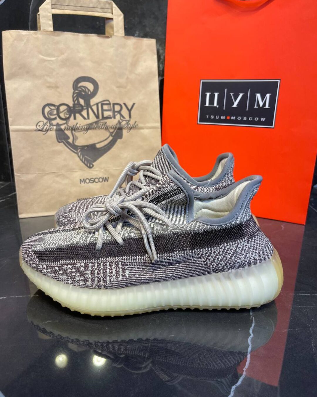 Yeezy 350 V2 Zyon — изображение 4