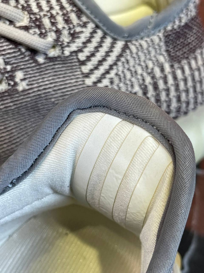 Yeezy 350 V2 Zyon — изображение 5