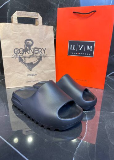Yeezy Slide "Onyx" (дисконт)