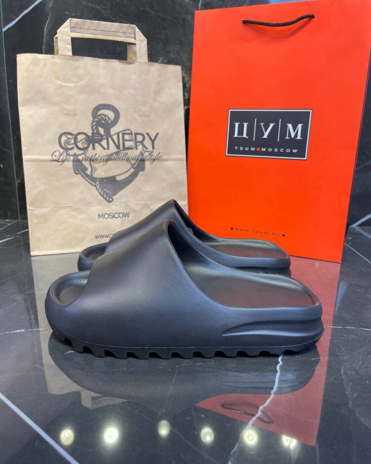 Yeezy Slide "Onyx" (дисконт) — фото 4