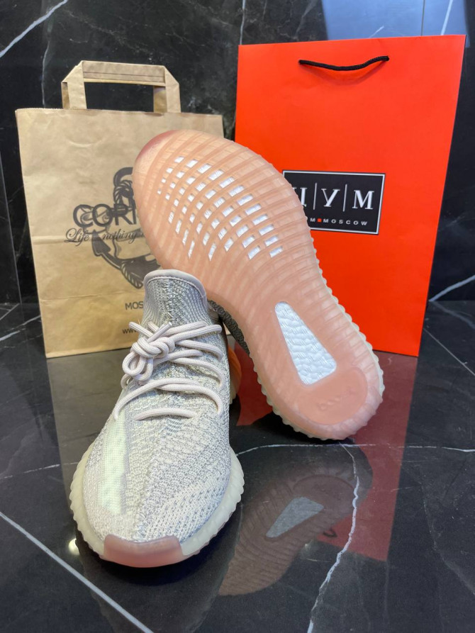 Yeezy 350 V2 Citrin — изображение 6