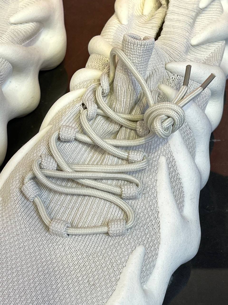 Yeezy 450 Clowht — фото 6