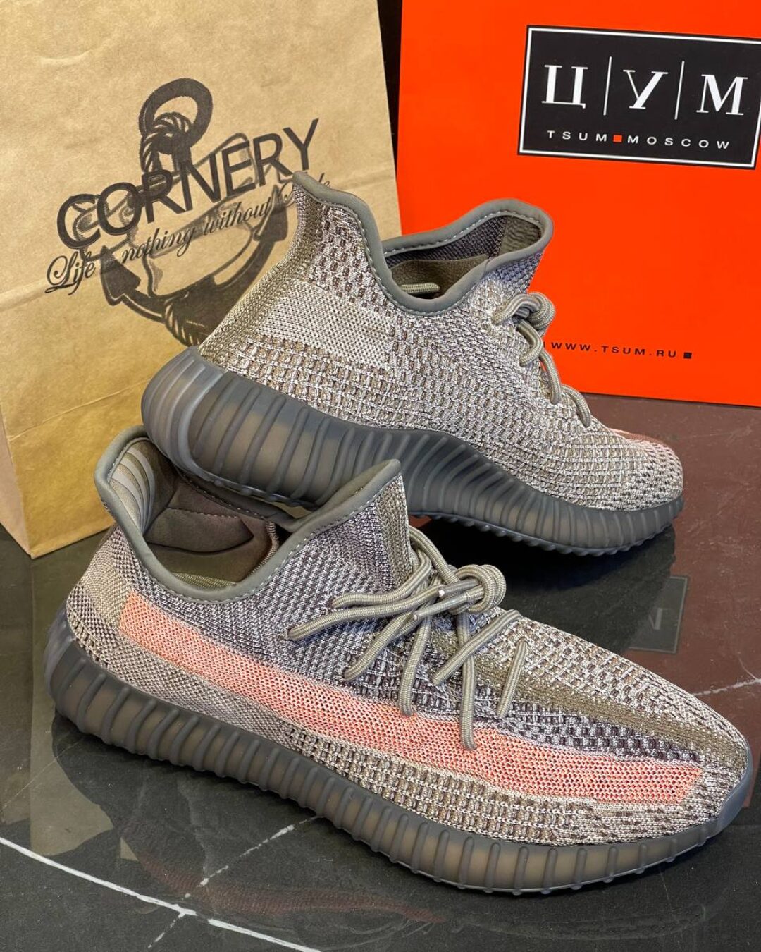Yeezy 350 V2 "Ash Stone" — изображение 8