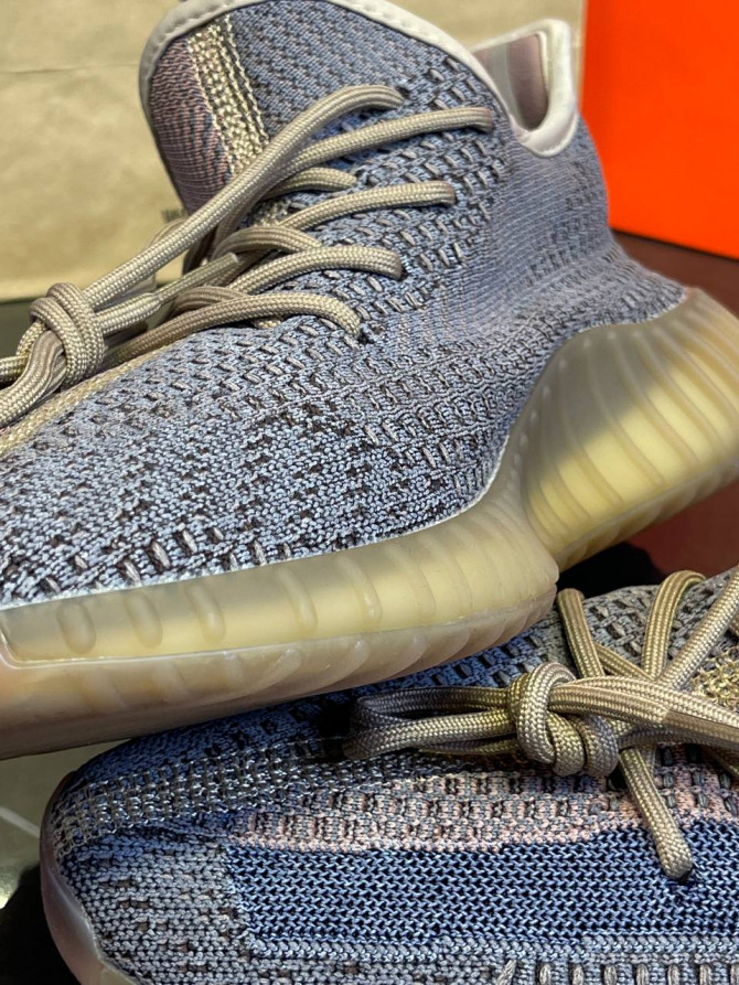 Yeezy 350 V2 Fade — изображение 8
