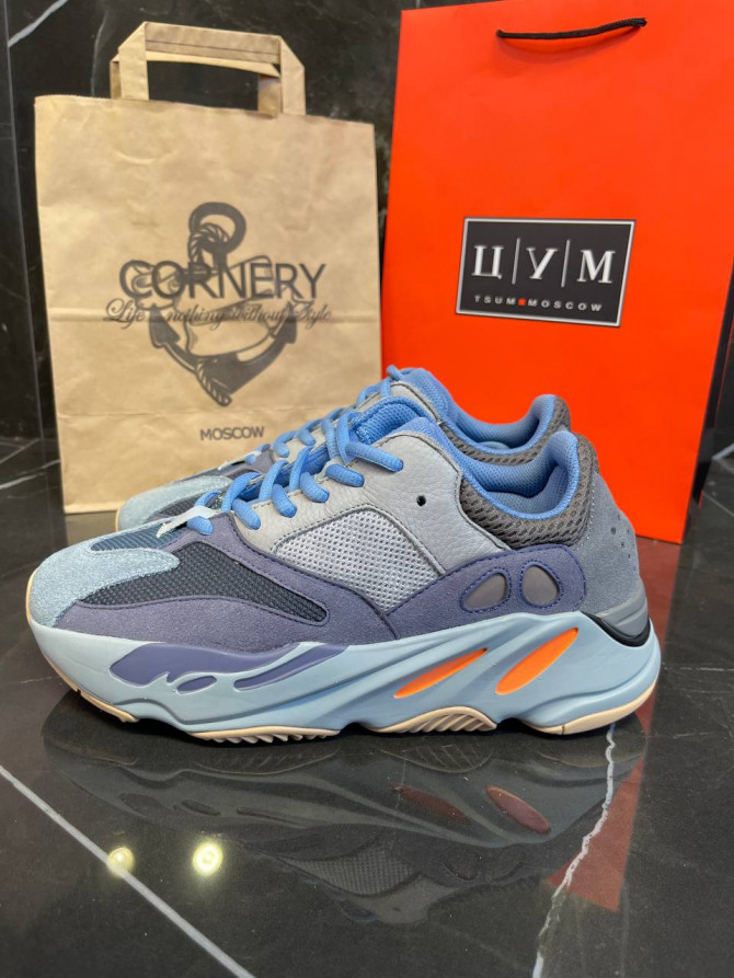 Yeezy 700 Carblu — изображение 2