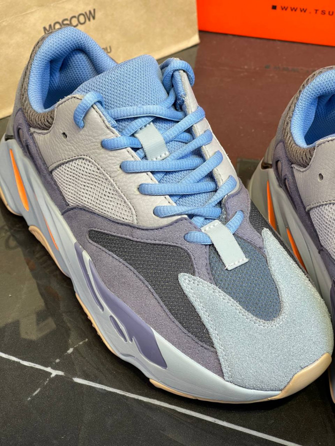 Yeezy 700 Carblu — изображение 6