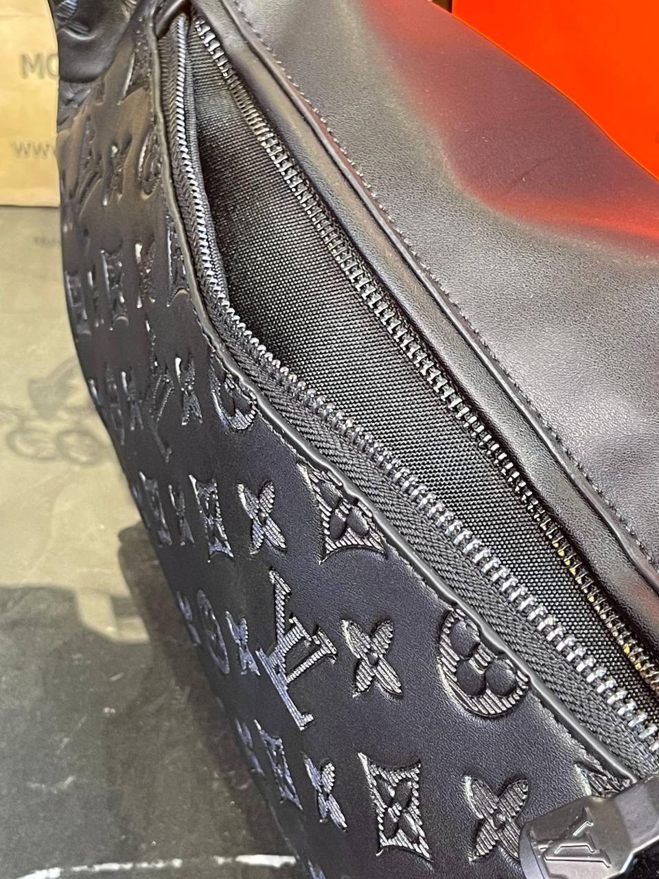 Поясная Сумка Louis Vuitton Discovery — фото 7