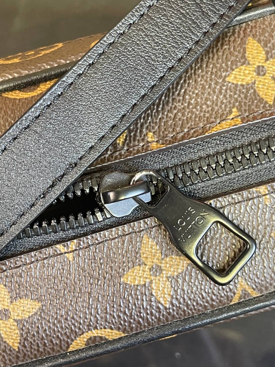 Сумка Louis Vuitton Mini Soft Trunk — фото 5
