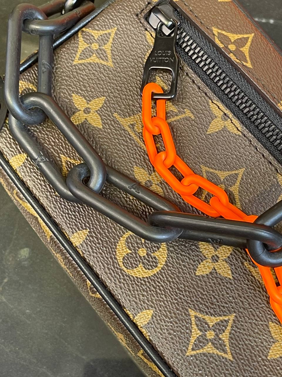 Сумка Louis Vuitton Mini Soft Trunk — фото 7