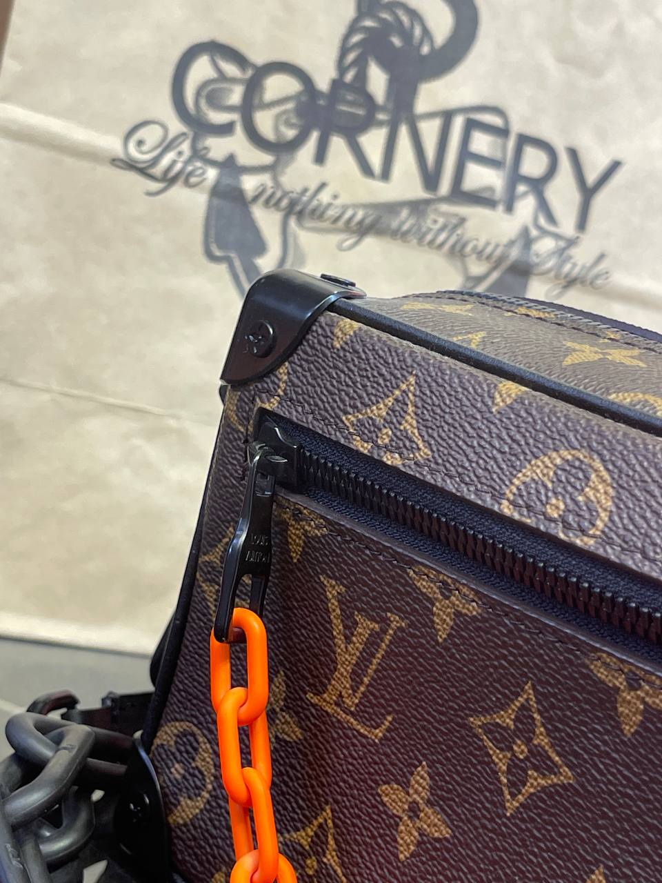 Сумка Louis Vuitton Mini Soft Trunk — фото 8