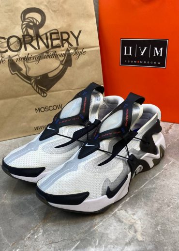 Кроссовки Nike