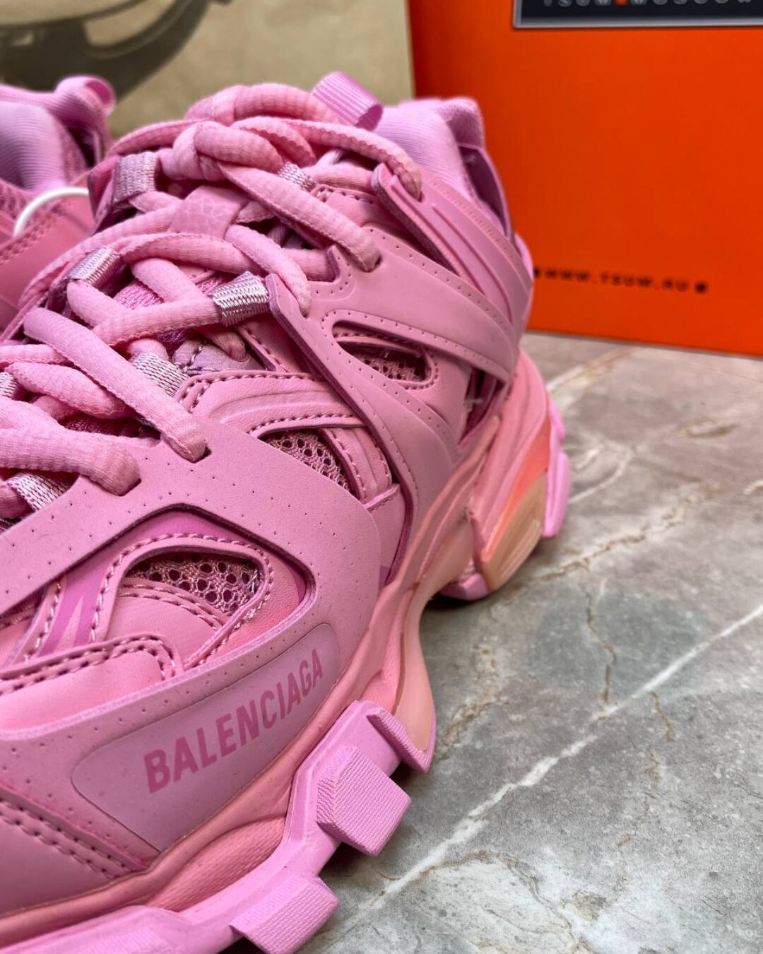 Кроссовки Balenciaga Track Trainer Pink — изображение 9