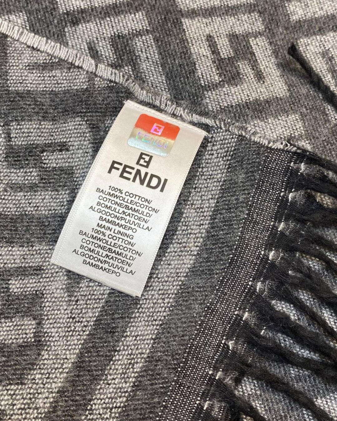 Шарф Fendi — изображение 6