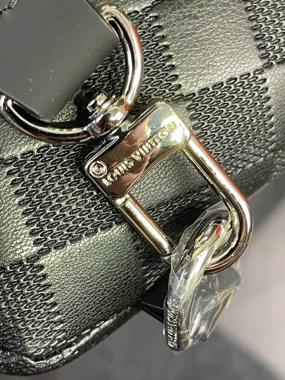 Сумка Louis Vuitton Avenue — фото 5