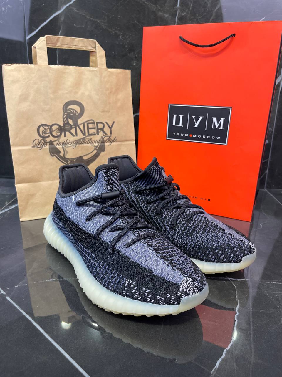 Yeezy 350 Carbon — фото 1