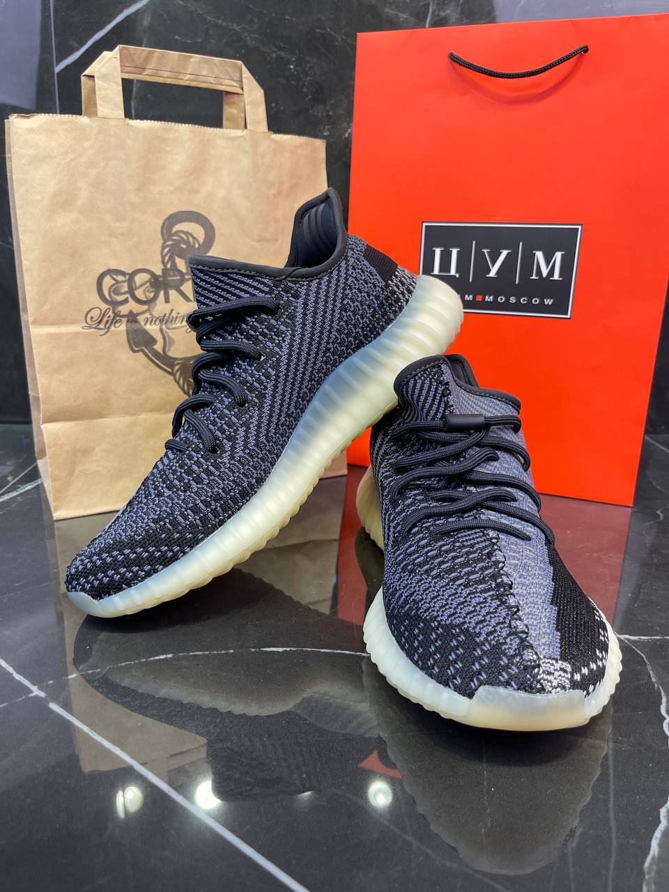 Yeezy 350 Carbon — фото 4