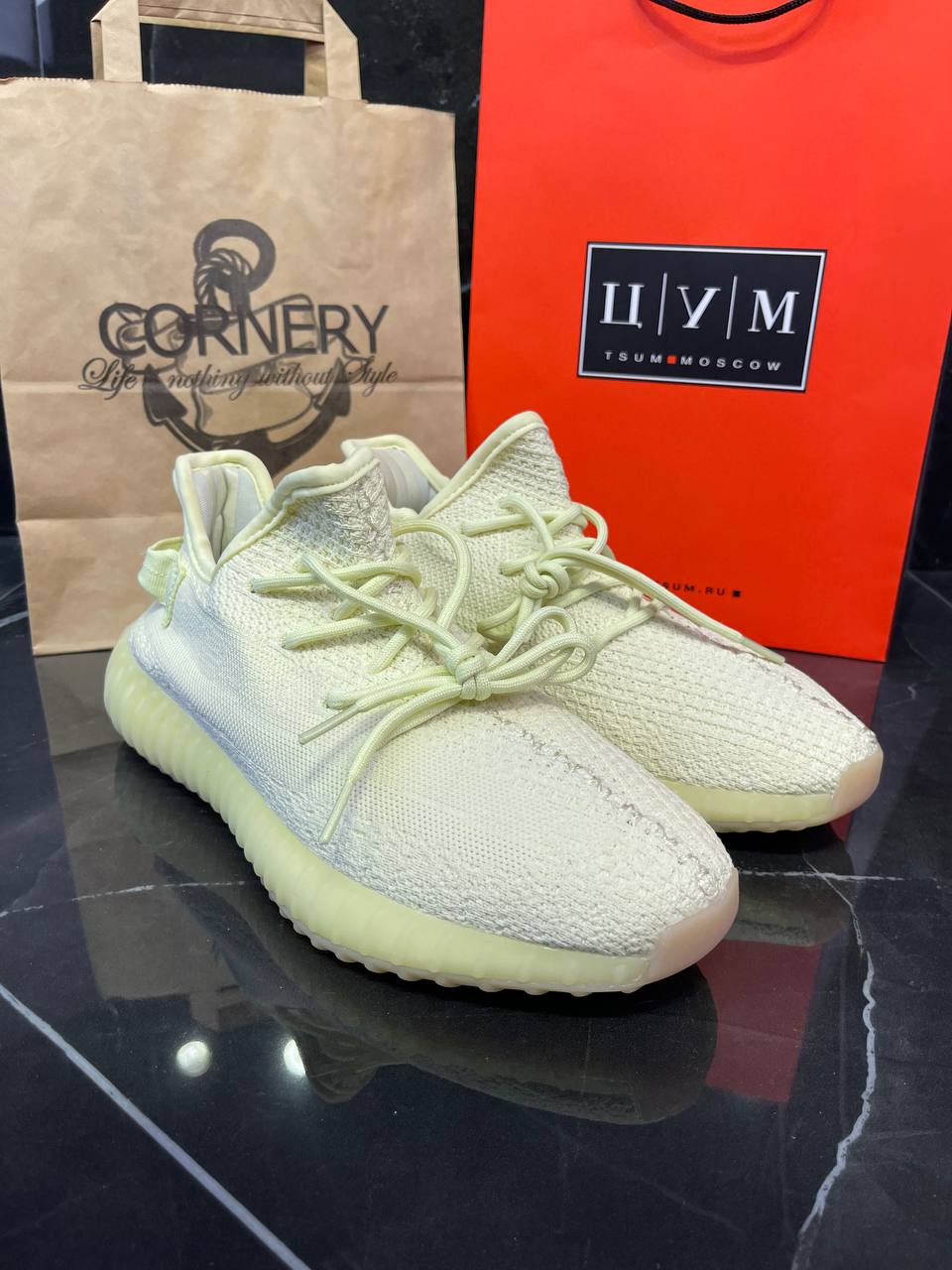 Yeezy 350 V2 Butter — фото 1