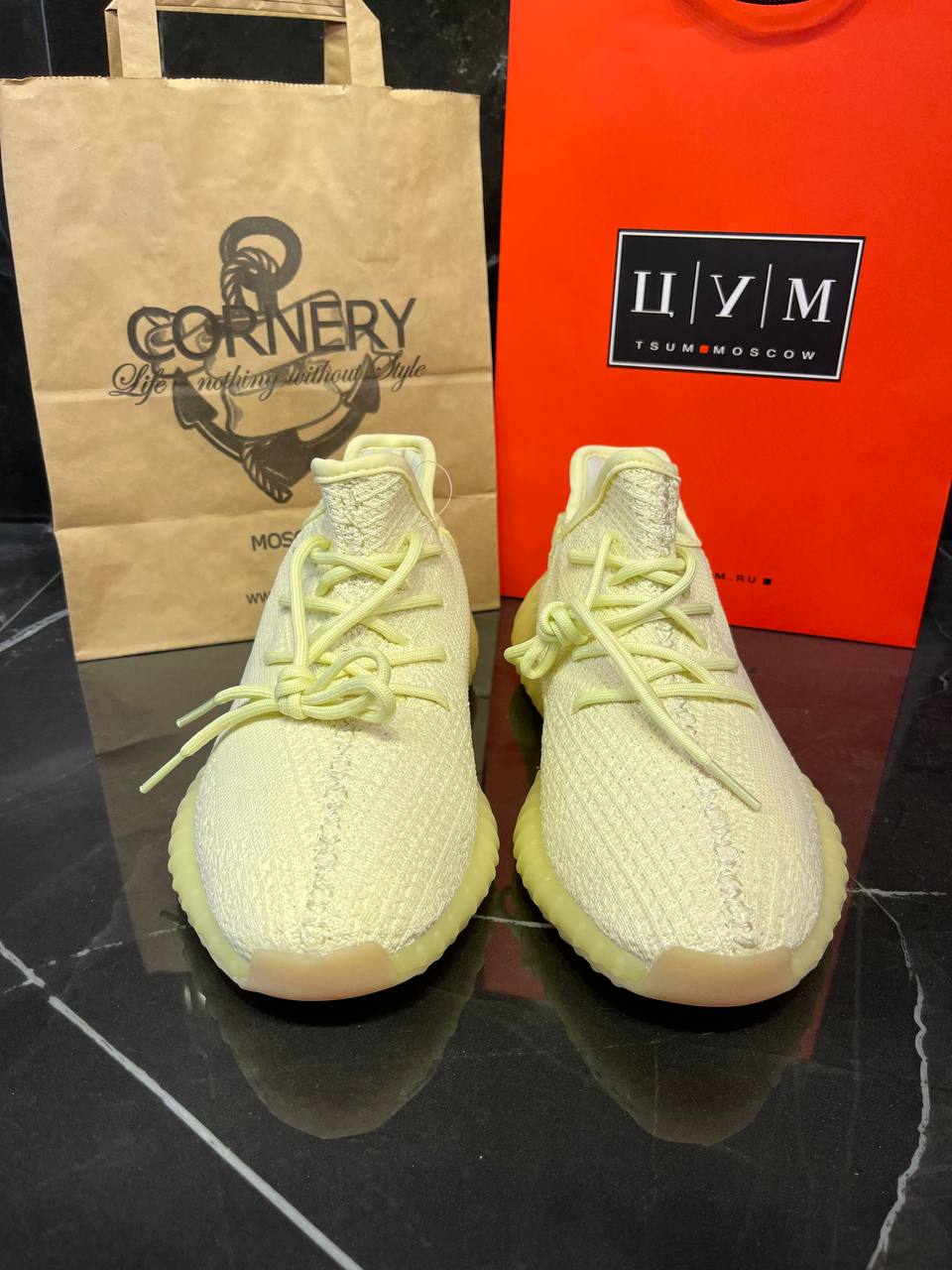 Yeezy 350 V2 Butter — фото 3