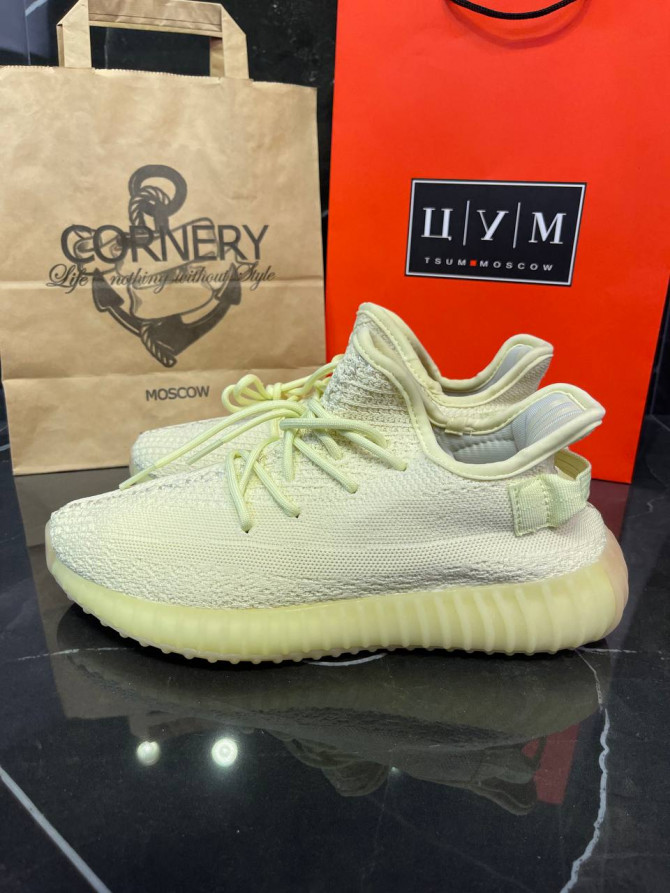 Yeezy 350 V2 Butter — изображение 2