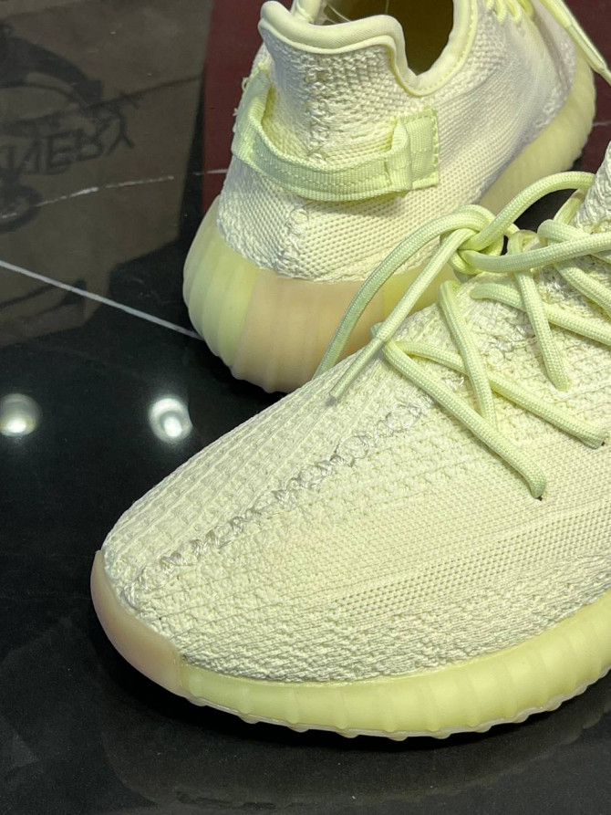 Yeezy 350 V2 Butter — изображение 6