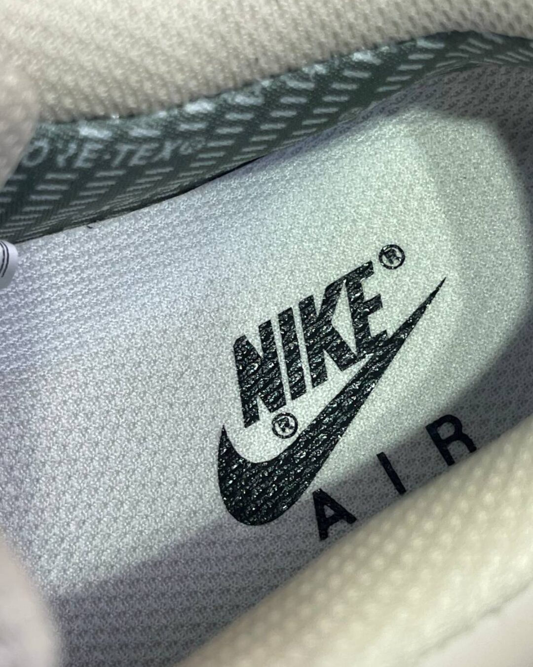 Кеды Nike Air Force GORETEX — изображение 5