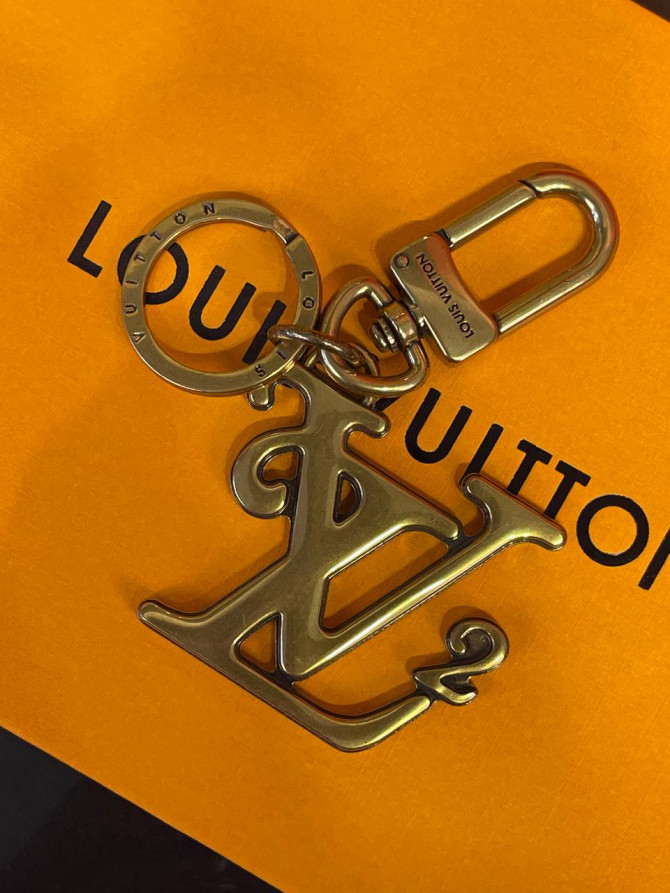 Брелок Louis Vuitton — изображение 3