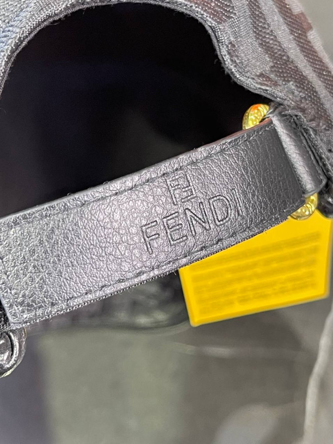 Кепка Fendi — изображение 8
