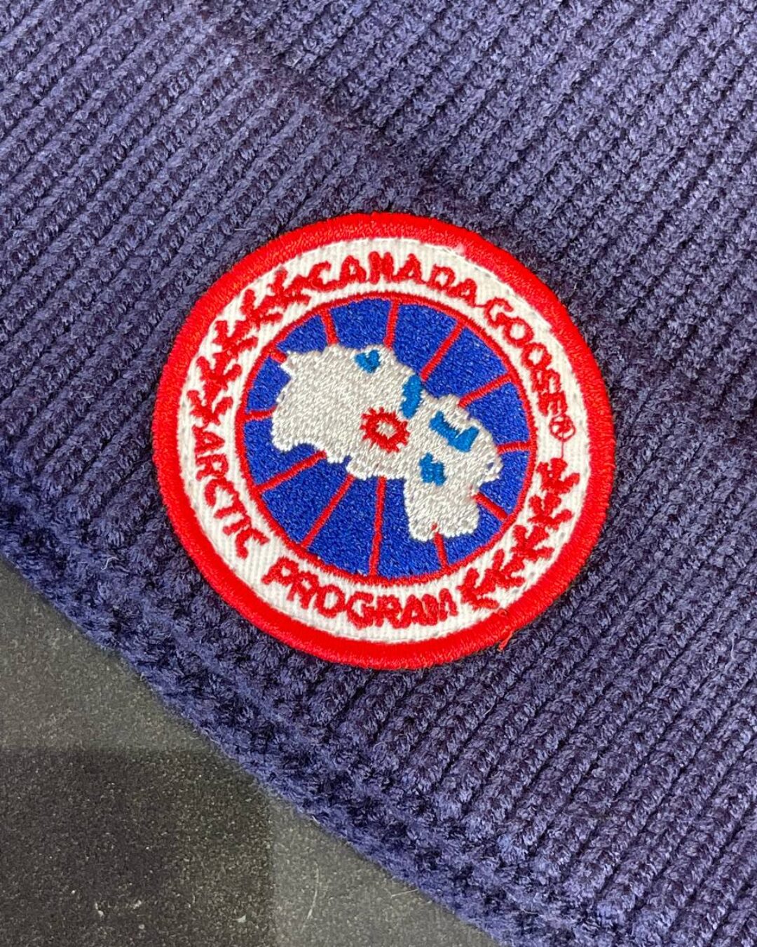 Шапка Canada Goose — изображение 4