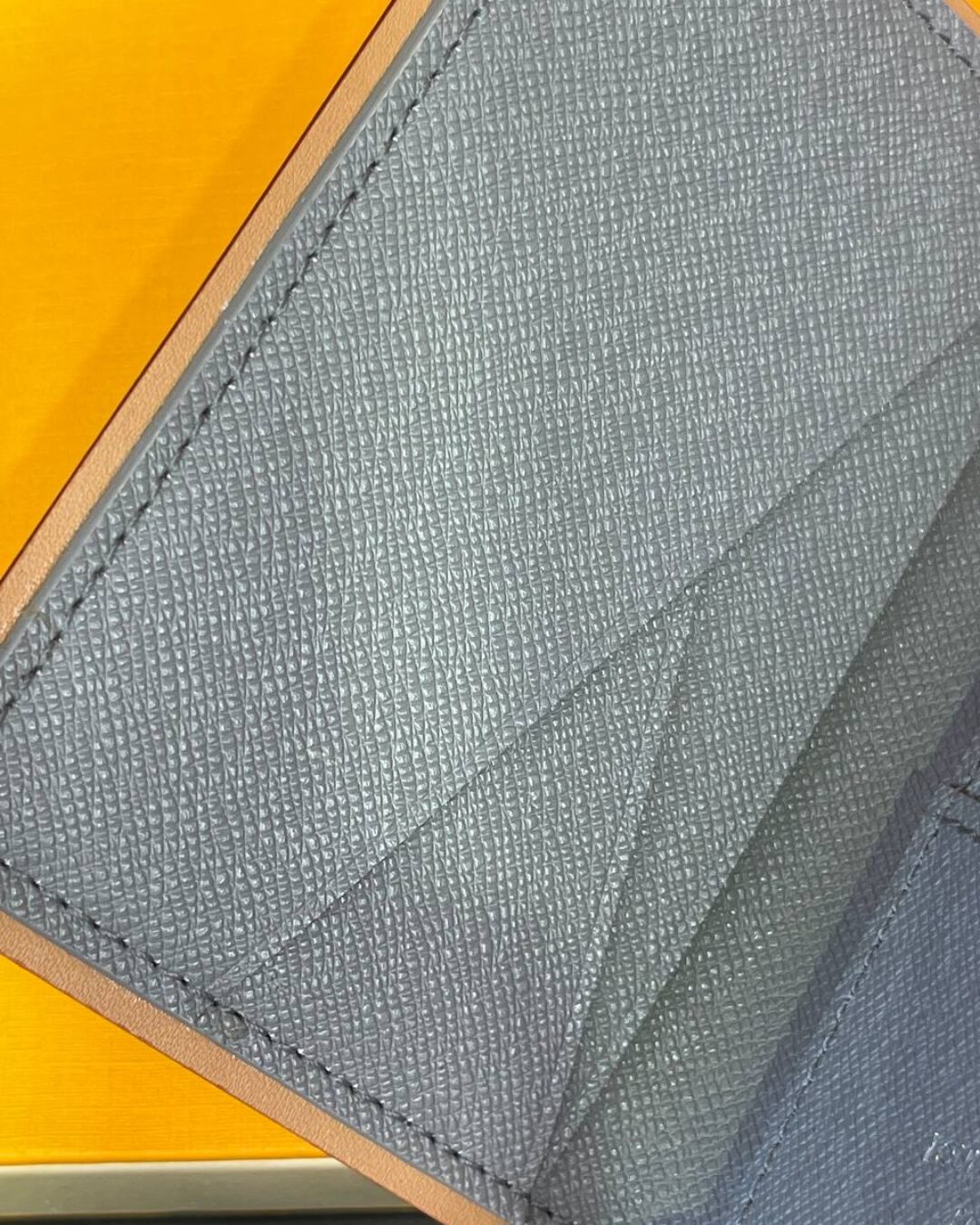 Картхолдер Louis Vuitton — изображение 6