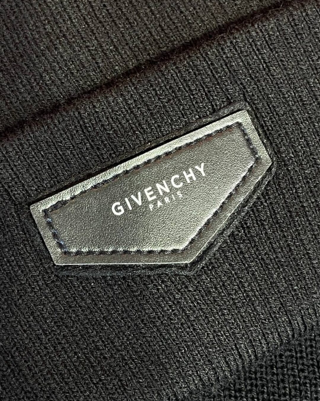 Комплект шапка+шарф Givenchy — изображение 2