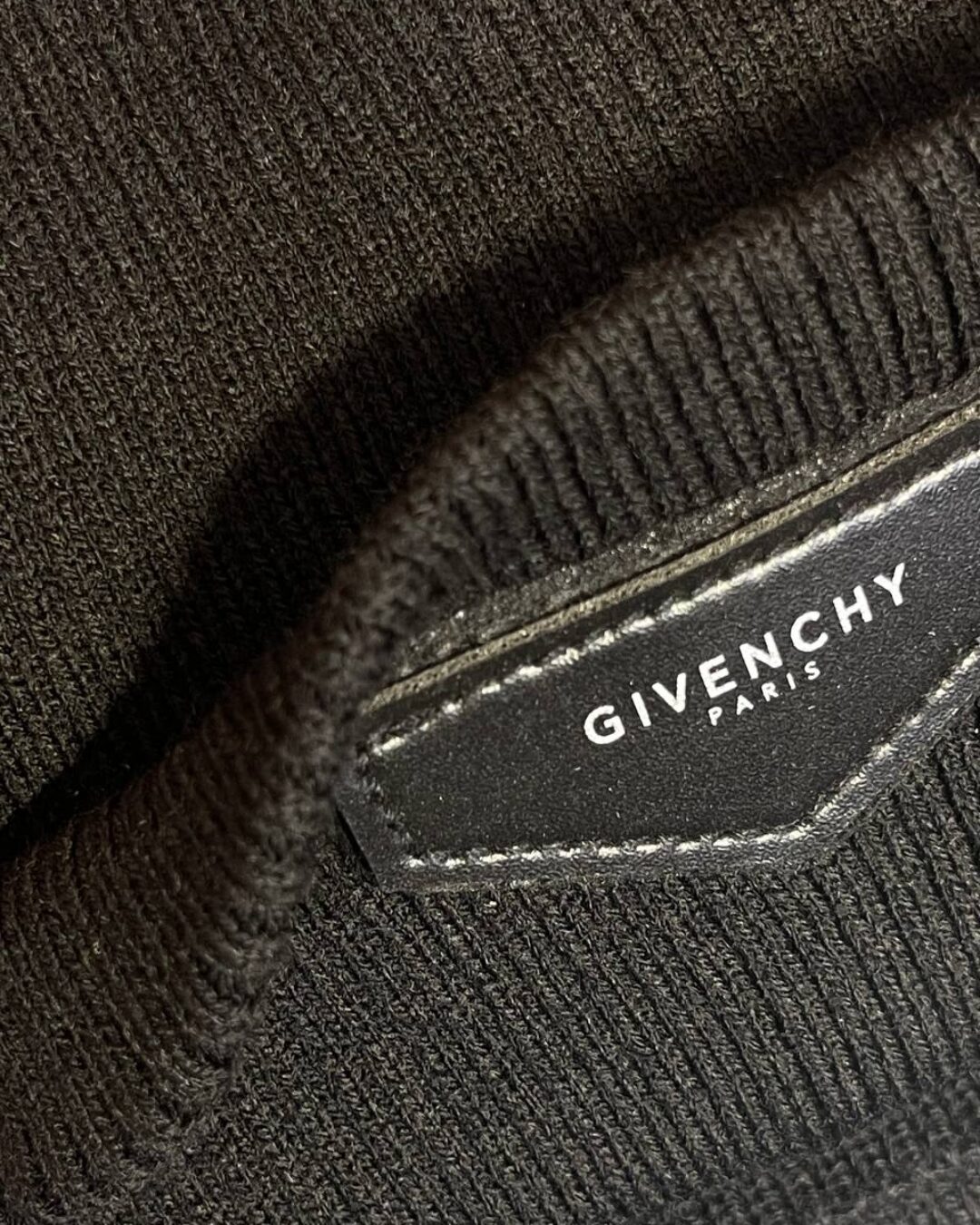 Комплект шапка+шарф Givenchy — изображение 5