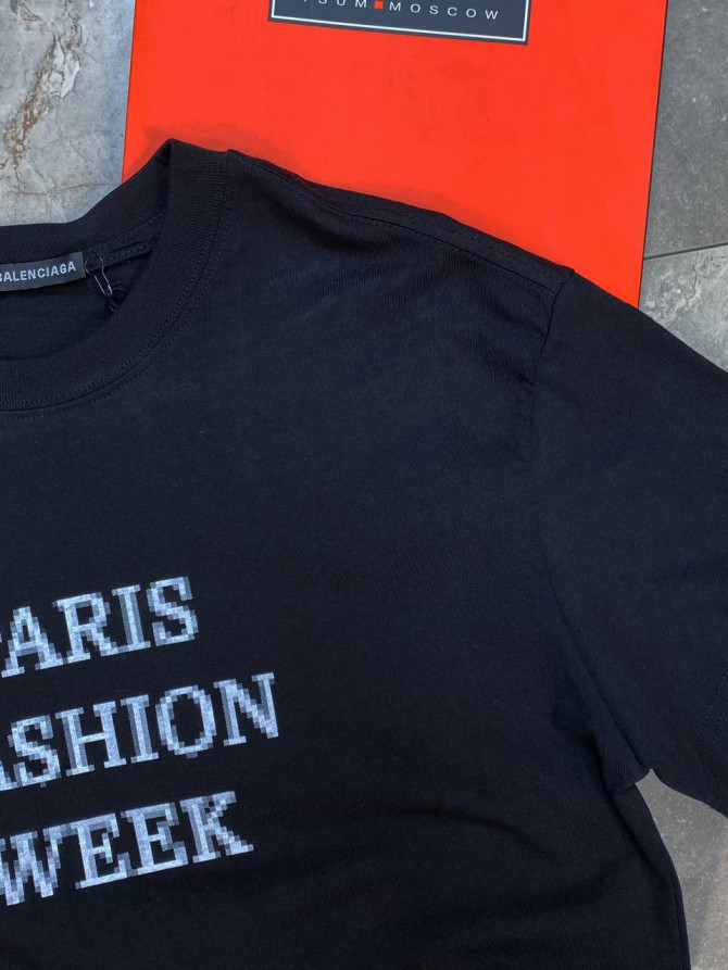 Футболка Balenciaga — изображение 5