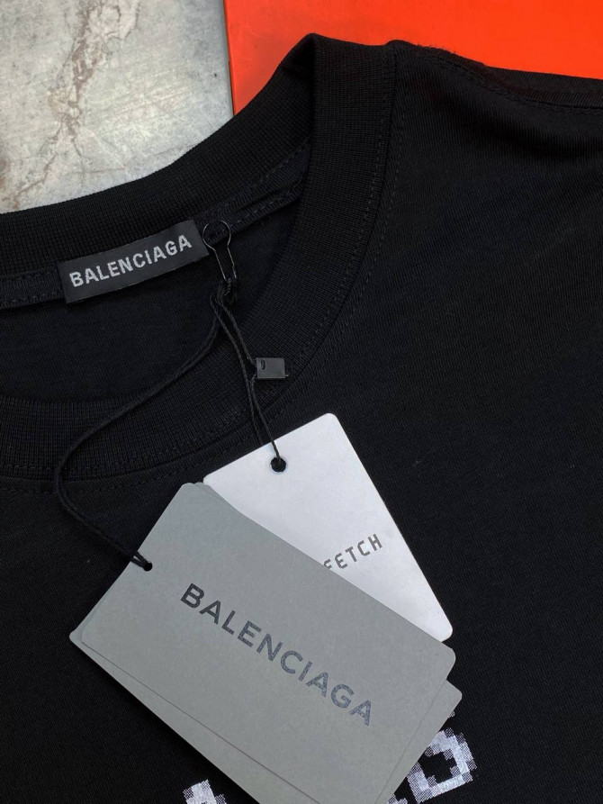 Футболка Balenciaga — изображение 8