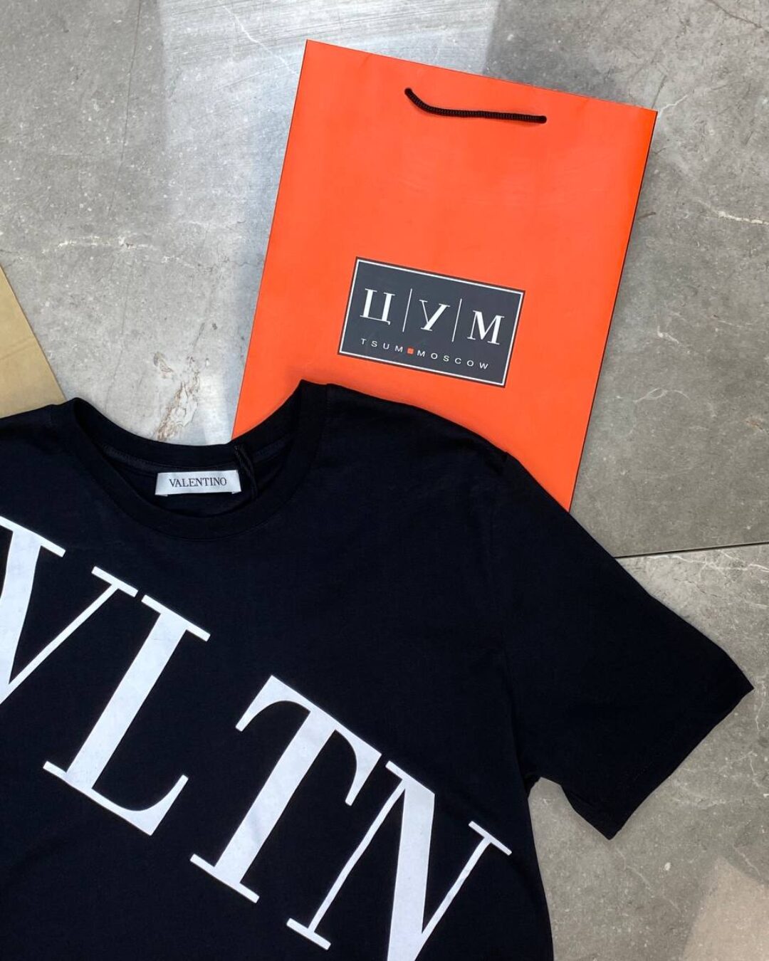 Футболка Valentino — изображение 2