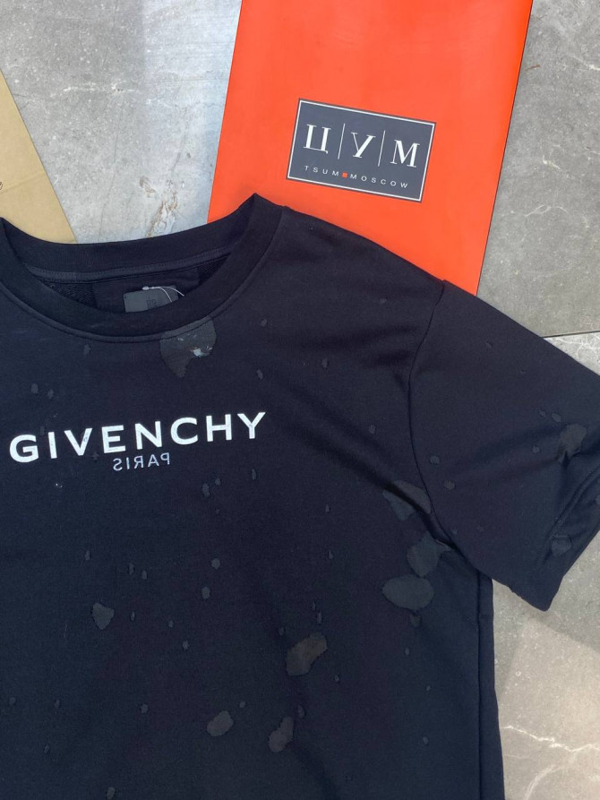 Футболка Givenchy — изображение 3