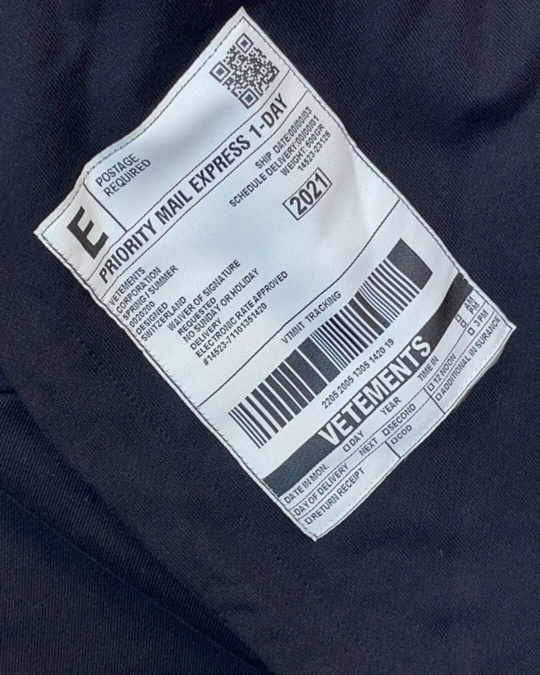 Худи Vetements — изображение 7