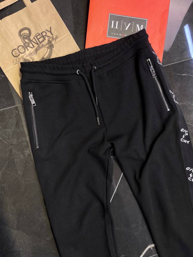 Спортивные штаны Givenchy — изображение 3