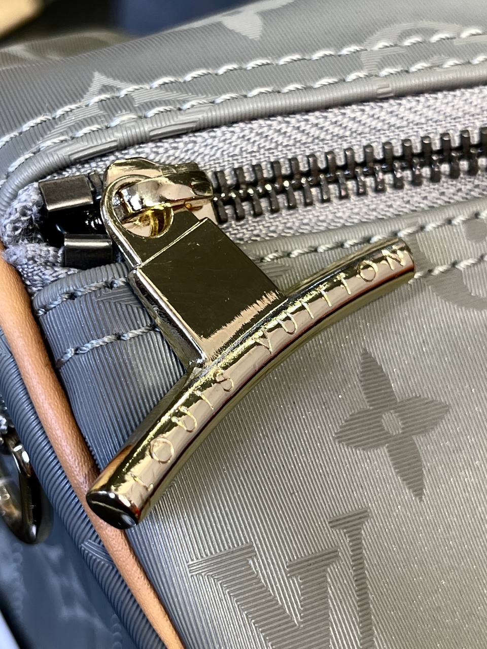 Сумка Louis Vuitton Keepall — фото 4