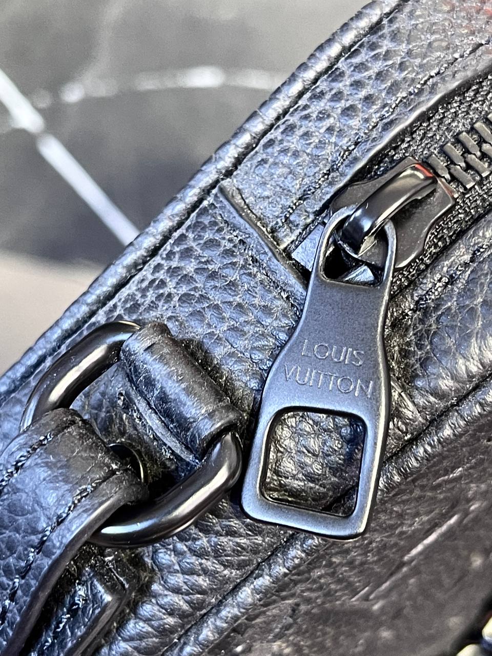 Сумка Louis Vuitton Alpha Wearable Wallet Bag — фото 2