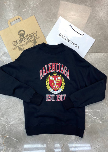Кофта Balenciaga