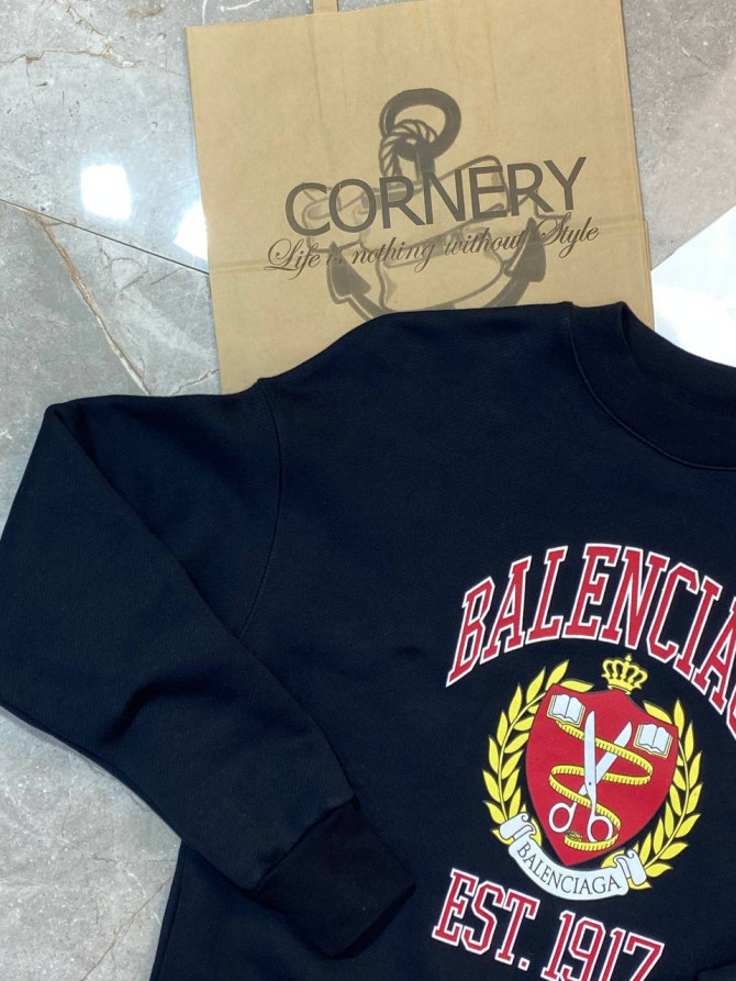 Кофта Balenciaga — изображение 3