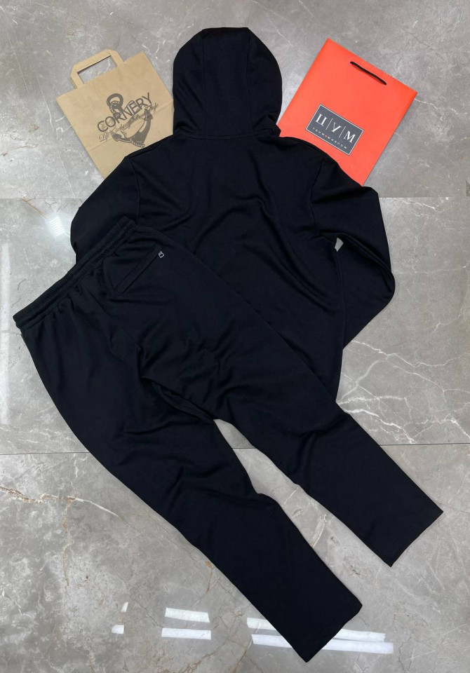 Спортивный костюм Moncler — изображение 2