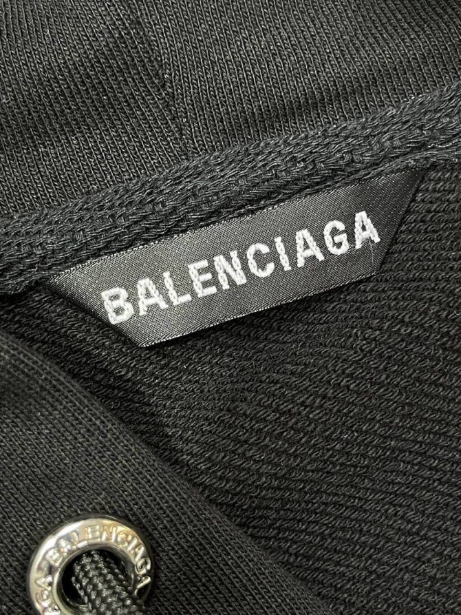 Худи Balenciaga — изображение 8