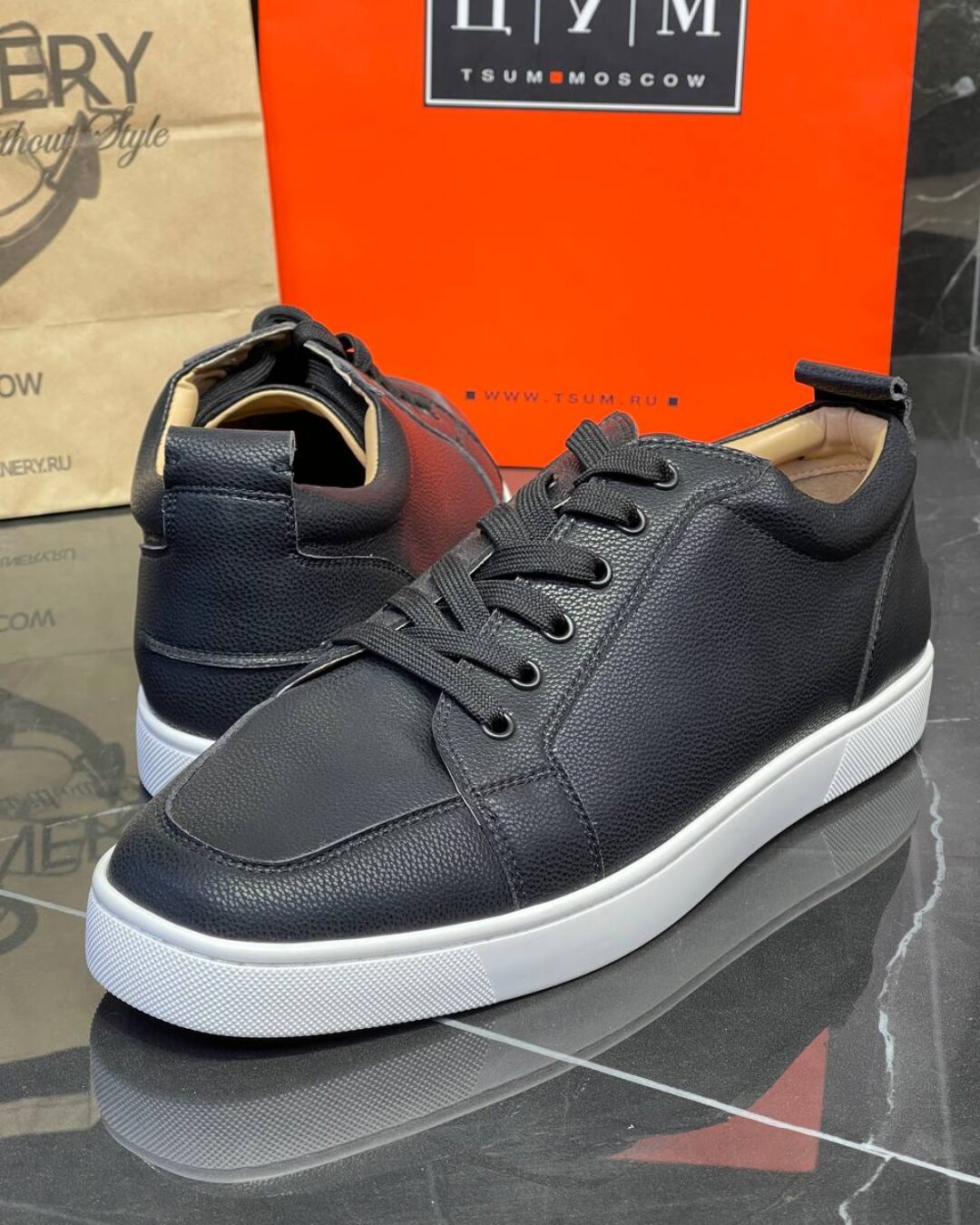 Кеды Christian Louboutin — изображение 4