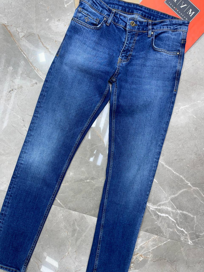 Джинсы Louis Vuitton — изображение 4