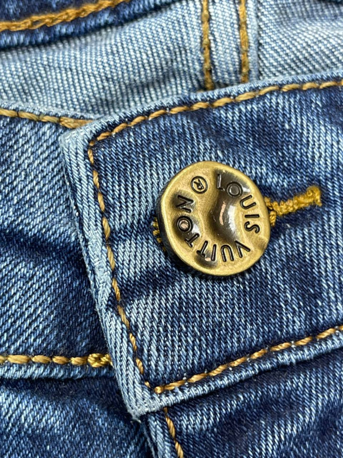 Джинсы Louis Vuitton — изображение 5