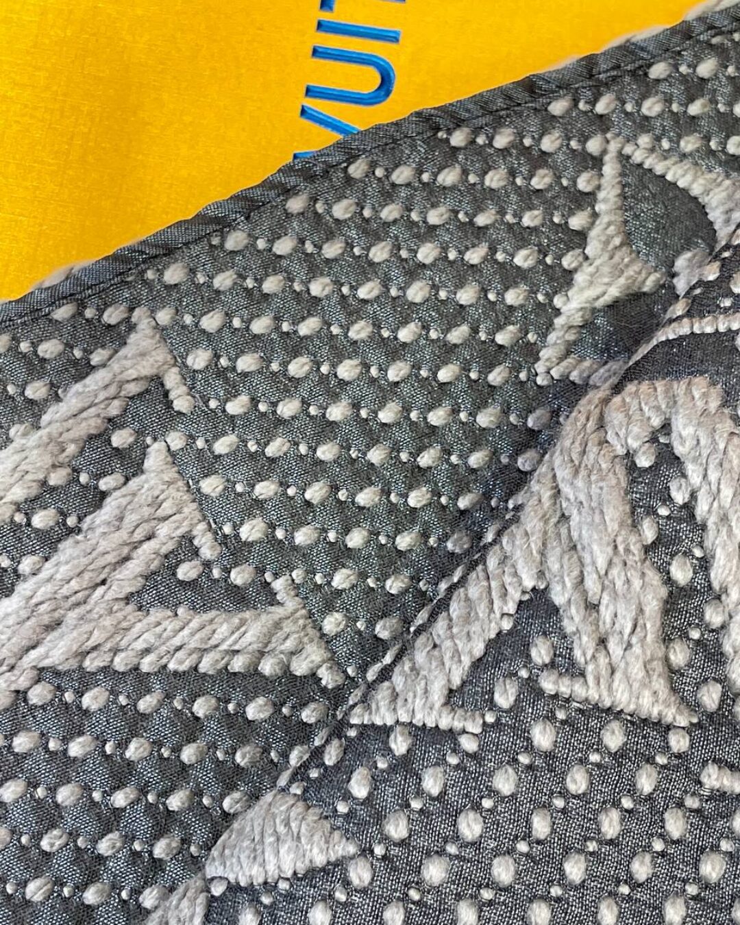 Шарф Louis Vuitton — изображение 5